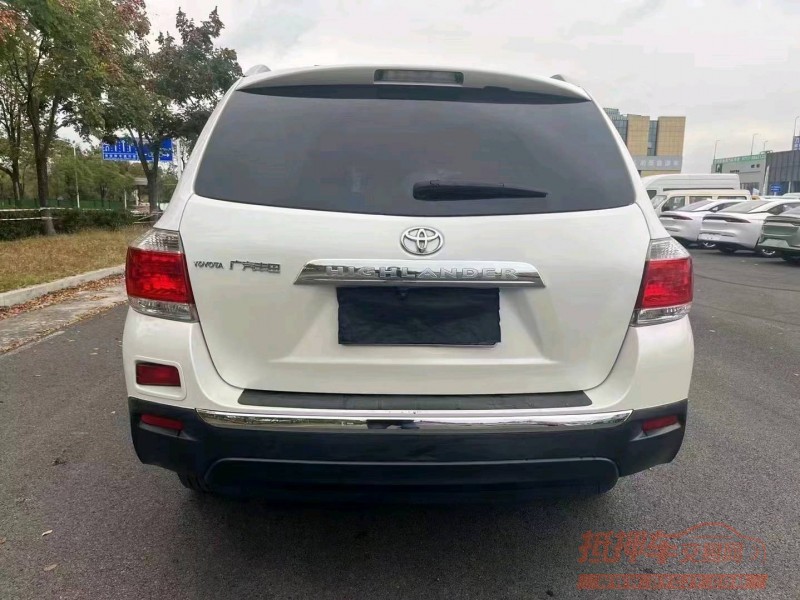 宜昌13年丰田汉兰达8