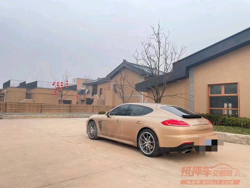 枣庄12年保时捷帕拉梅拉9