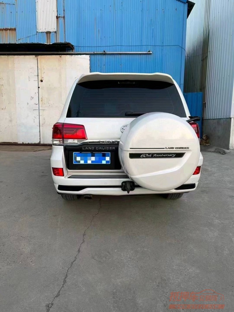 济南16年丰田兰德酷路泽2