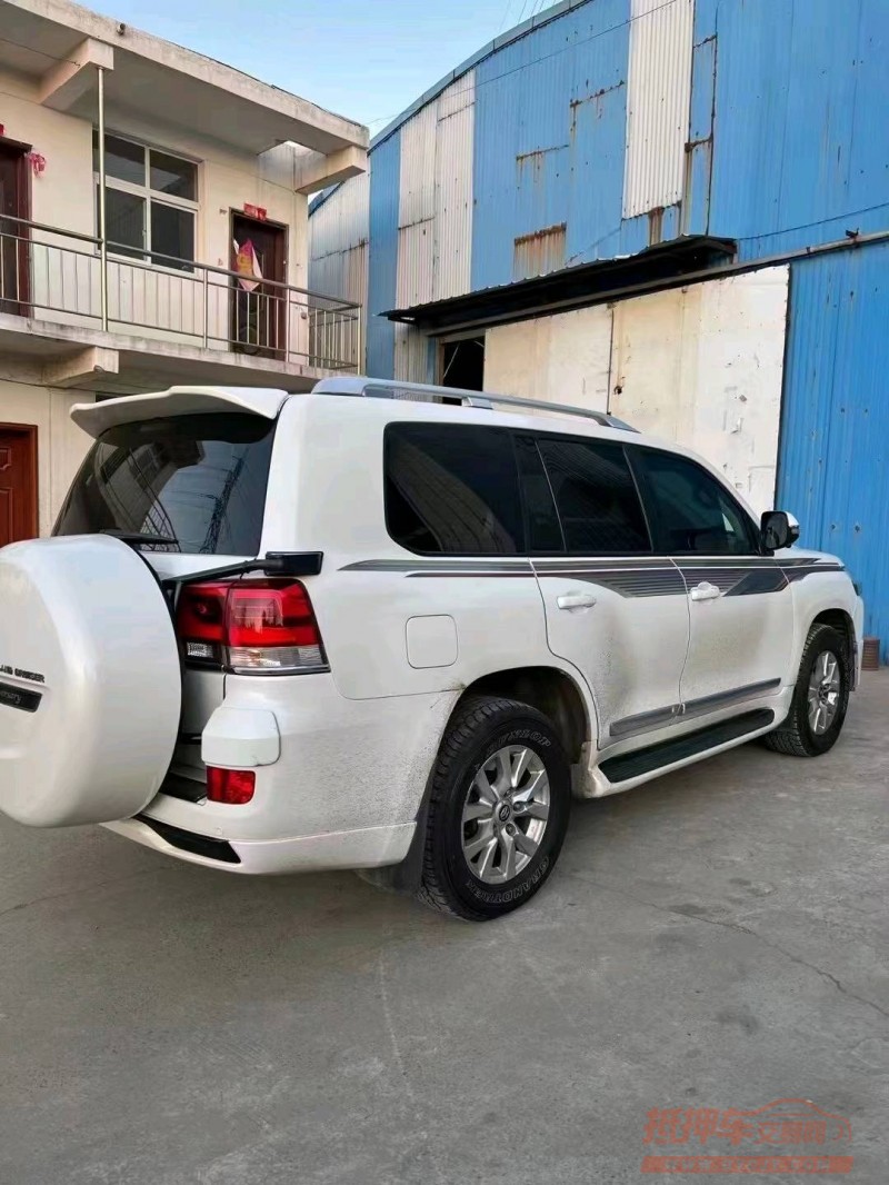 济南16年丰田兰德酷路泽6