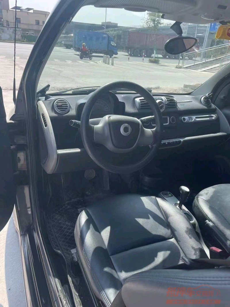 广州11年奔驰smart4