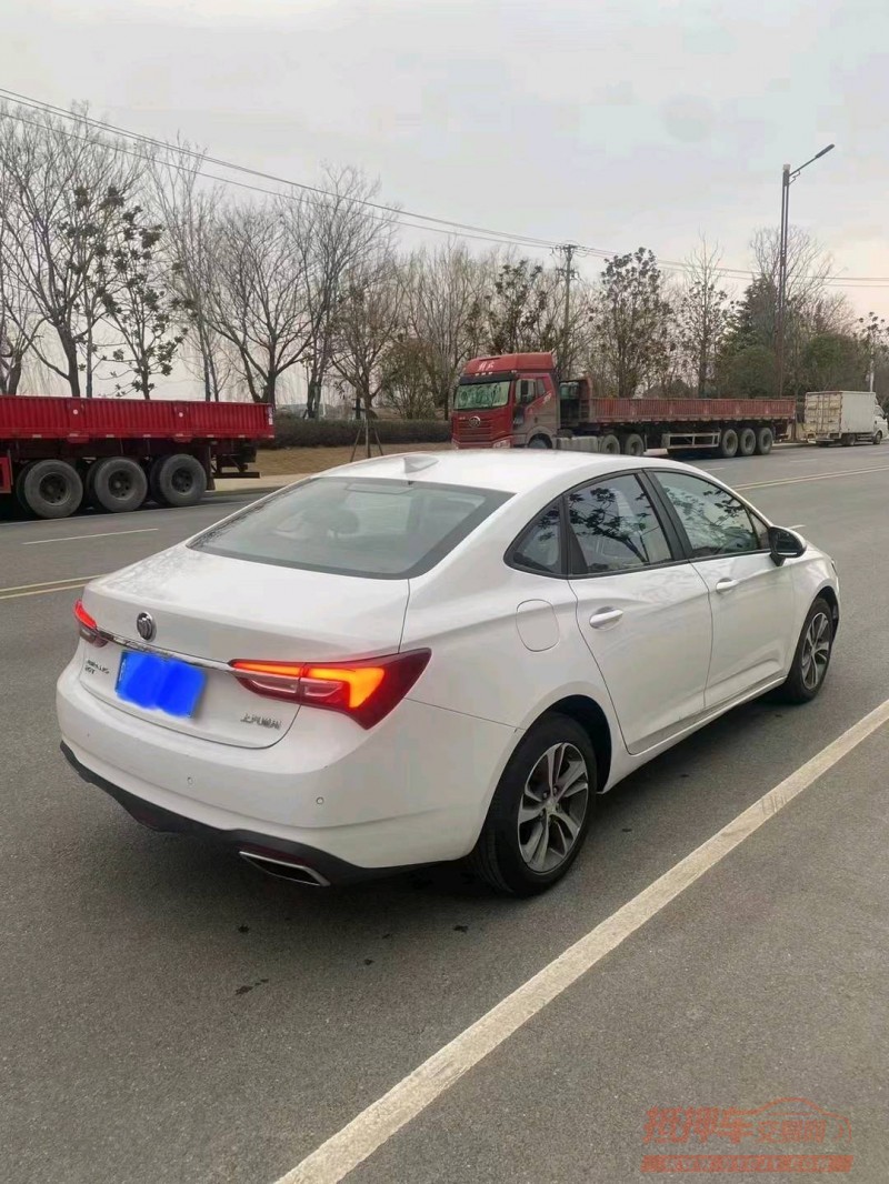 淮南22年别克威朗5