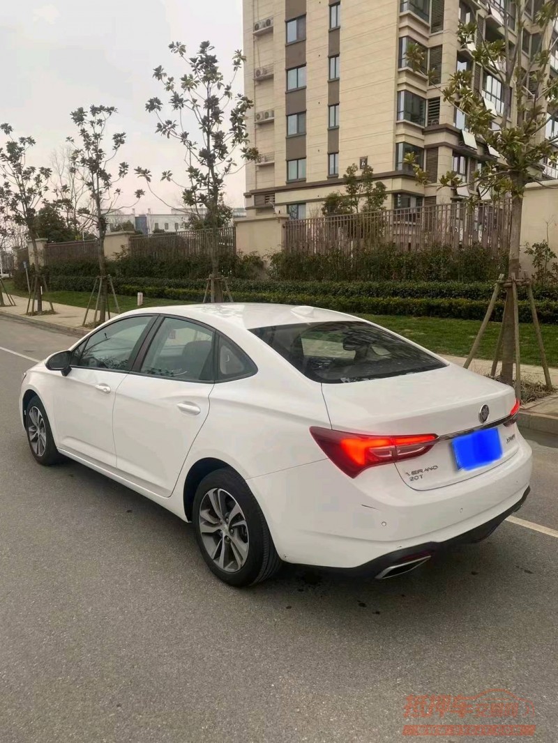 淮南22年别克威朗2