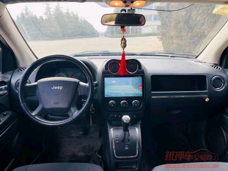 枣庄10年Jeep指南者2