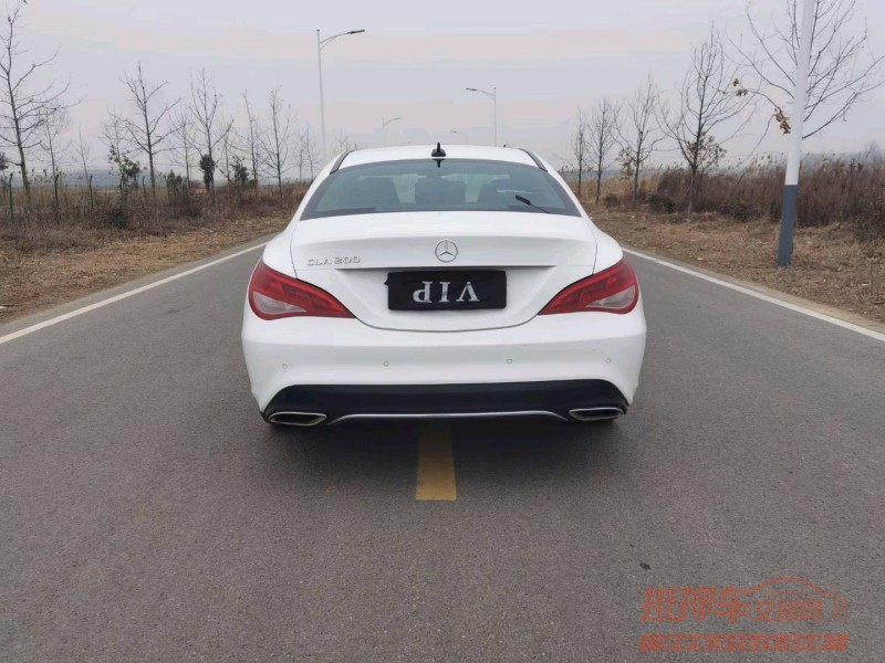 徐州18年奔驰CLA7