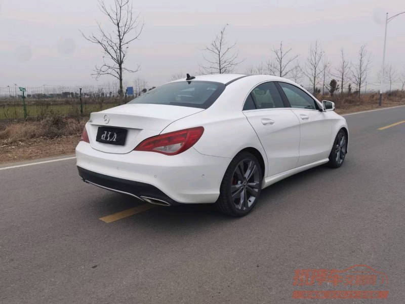 徐州18年奔驰CLA8