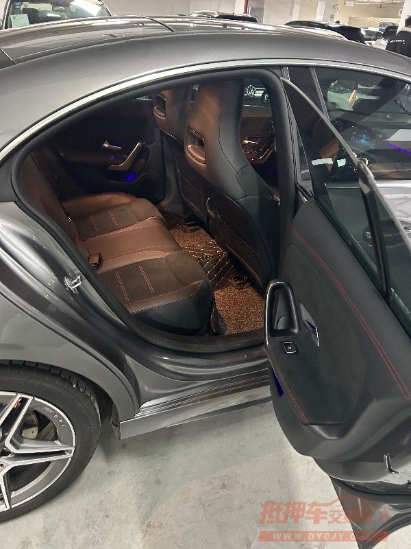 成都20年奔驰CLA5