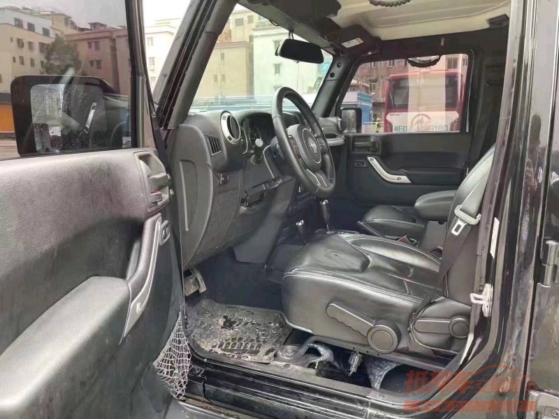 珠海17年Jeep牧马人9