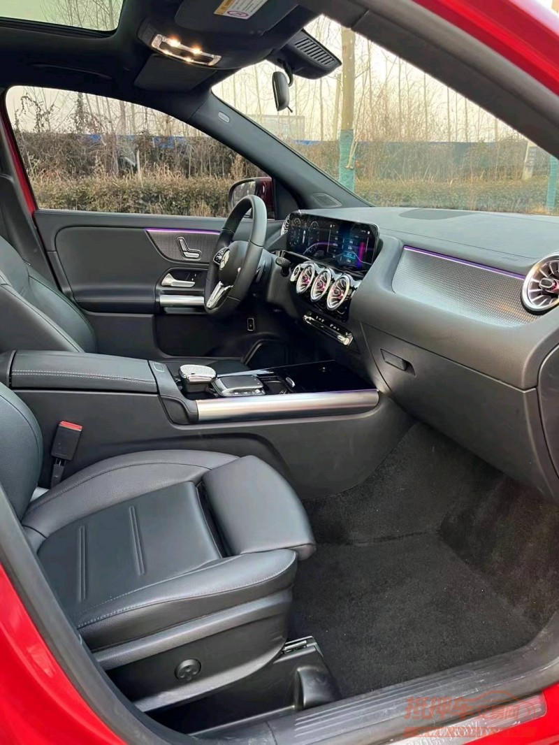 徐州21年奔驰GLA4