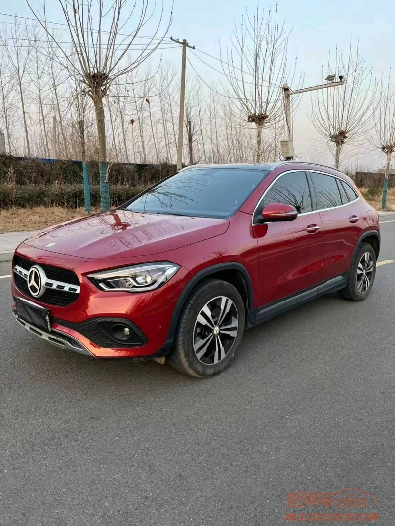 徐州21年奔驰GLA7