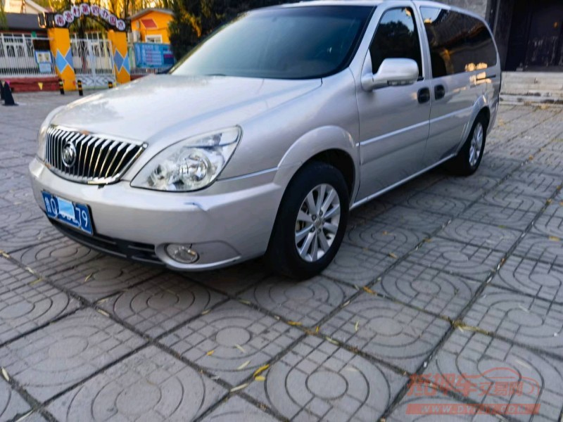 枣庄16年别克GL88