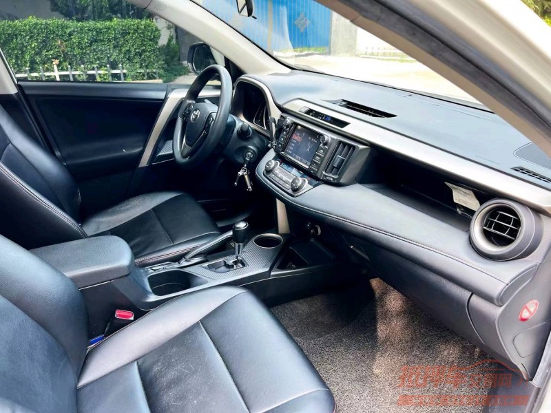 潍坊15年丰田RAV44