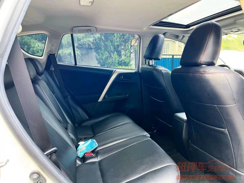 潍坊15年丰田RAV45