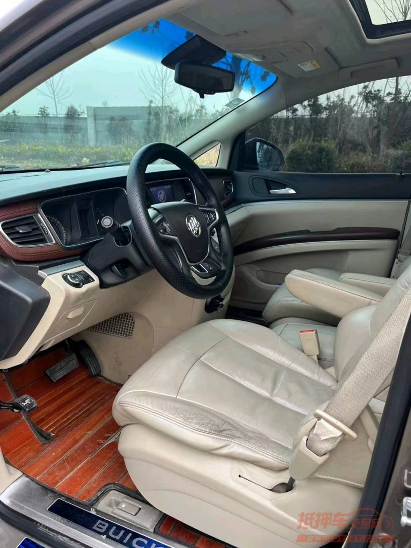 徐州16年别克GL86