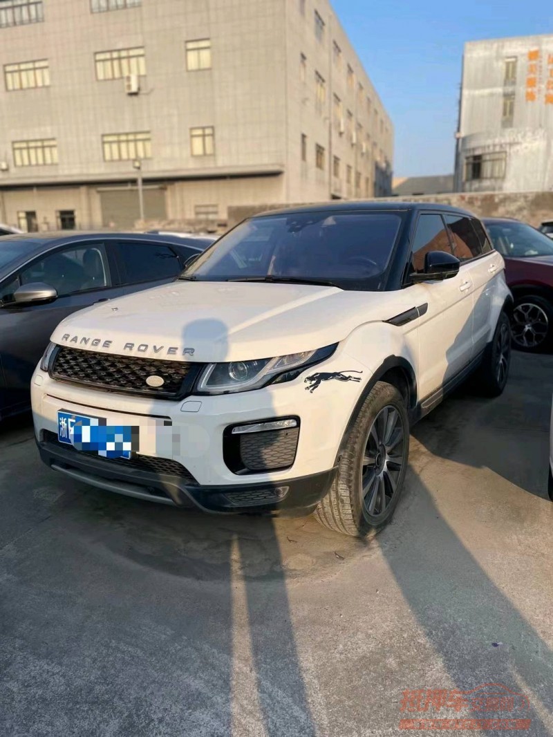 嘉兴18年路虎极光2