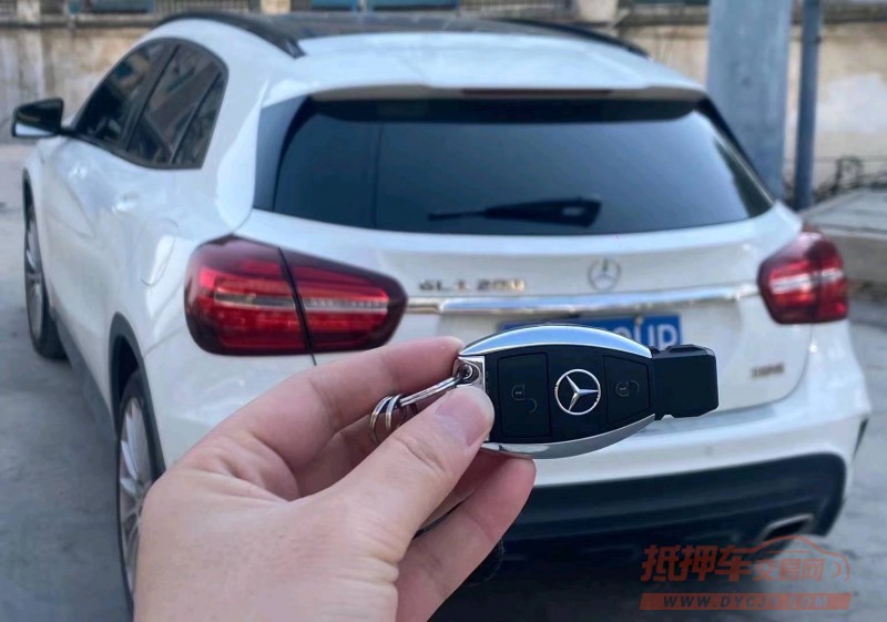 邯郸18年奔驰GLA4