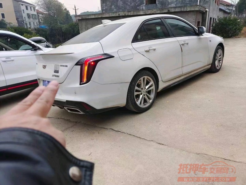衡陽20年凱迪拉克CT44