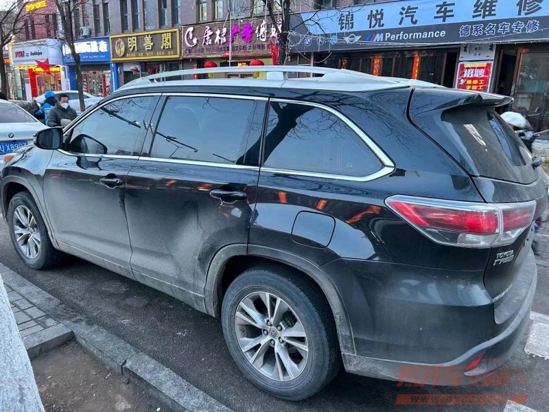 北京16年丰田汉兰达3