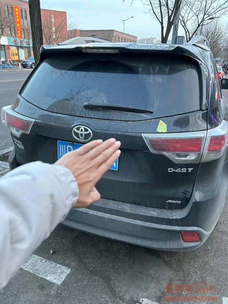 北京16年丰田汉兰达4