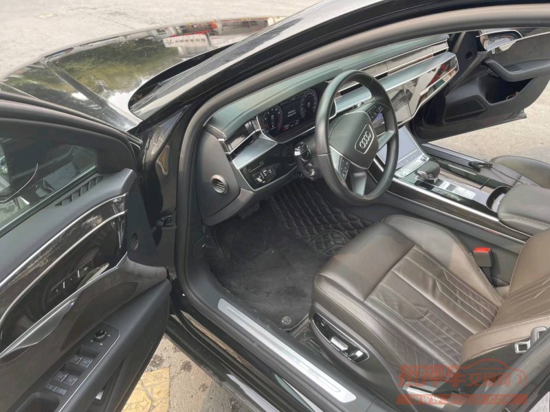 北京19年奥迪A8L2