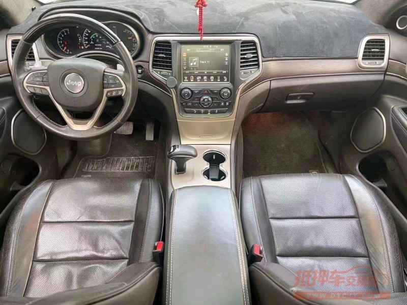 东营14年Jeep大切诺基7