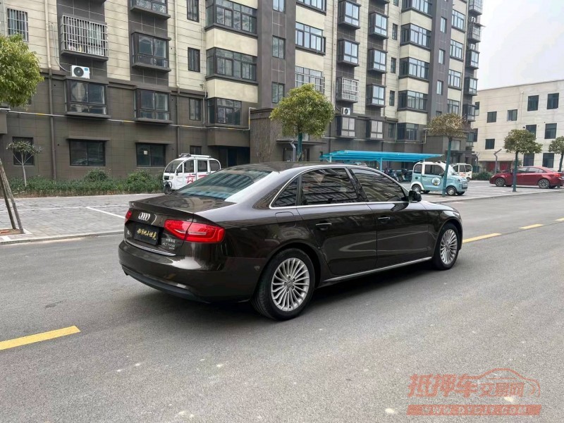 徐州14年奥迪A4L7
