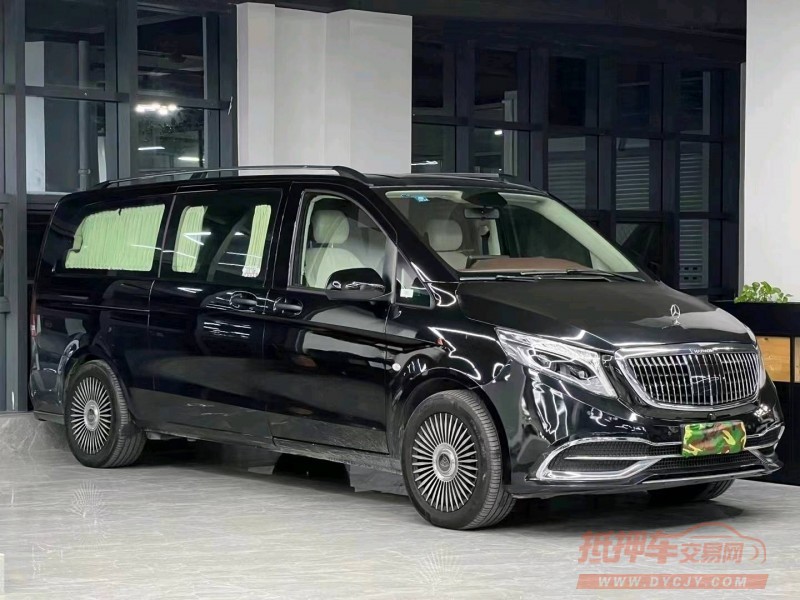 珠海22年奔驰威霆3