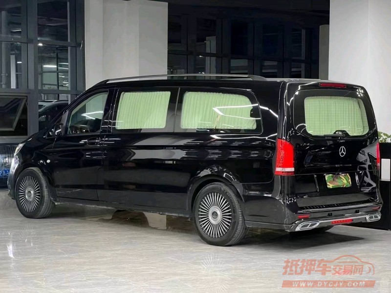 珠海22年奔驰威霆9