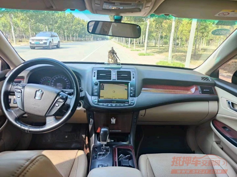 东营11年丰田皇冠4