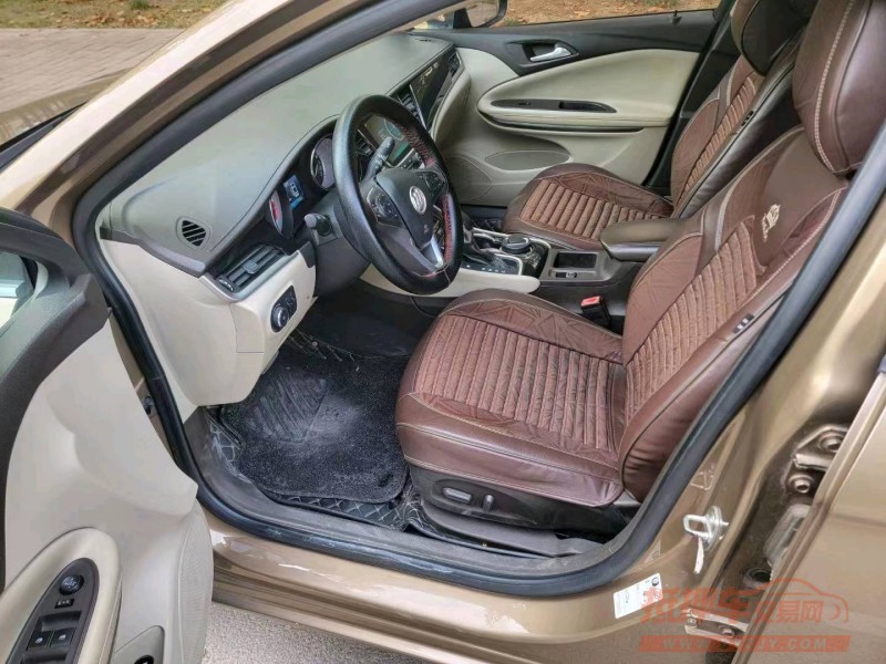 枣庄16年别克威朗4