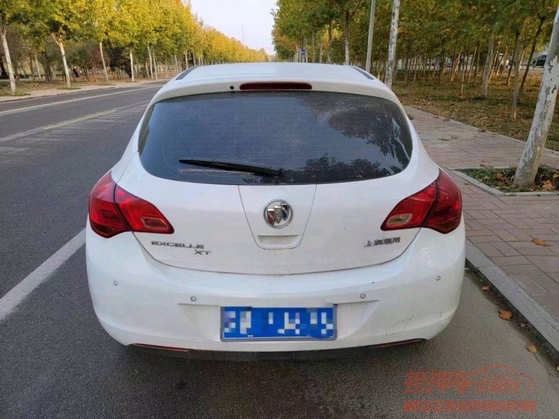 枣庄14年别克英朗2