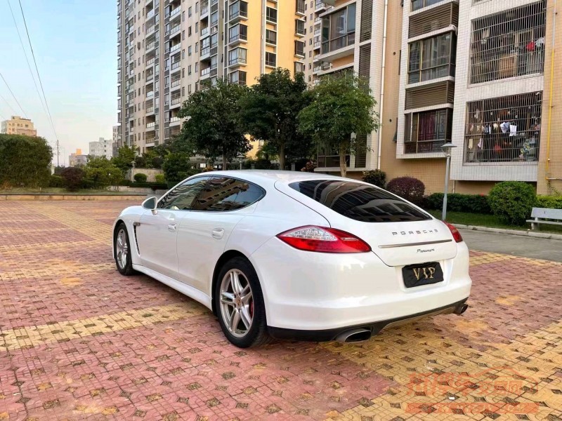 东莞13年保时捷帕拉梅拉4