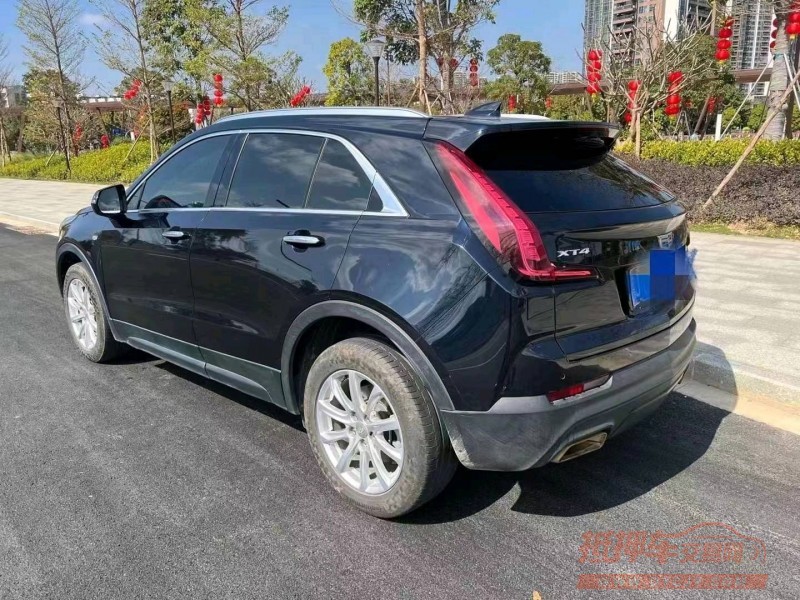 汕頭20年凱迪拉克XT49