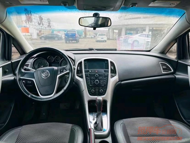 东莞13年别克英朗5