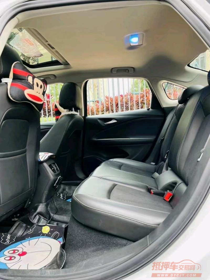 东莞21年别克威朗6