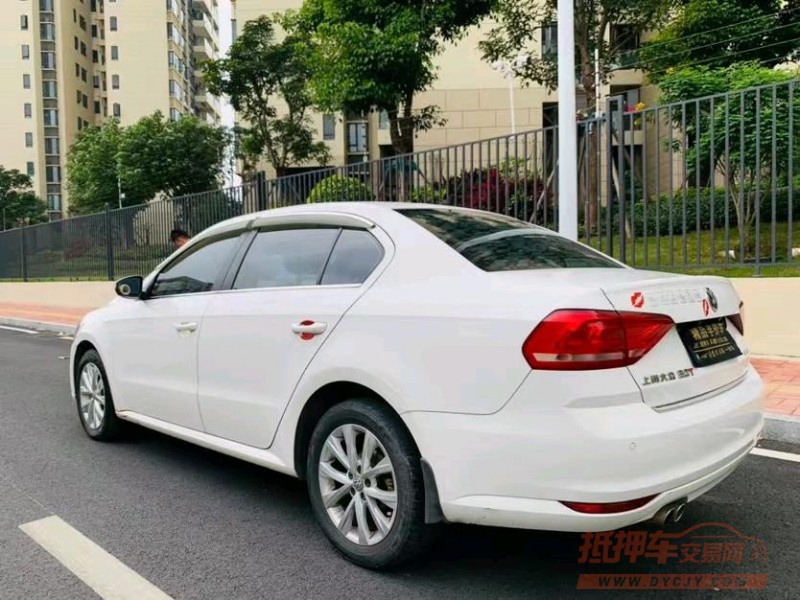 东莞16年大众朗逸8