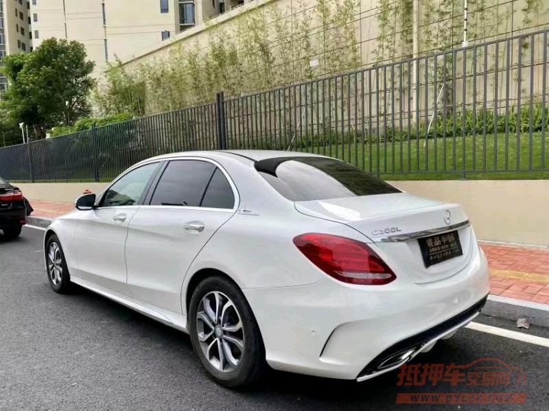东莞17年奔驰C2