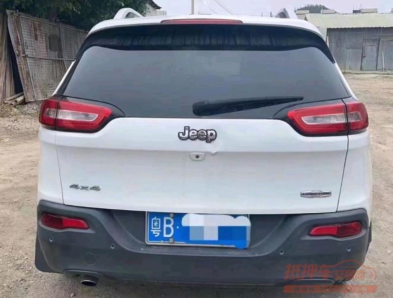 珠海15年Jeep自由光2