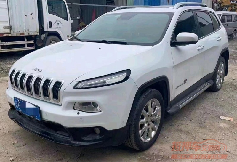 珠海15年Jeep自由光3