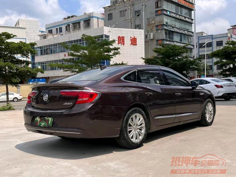 东莞17年别克君越8