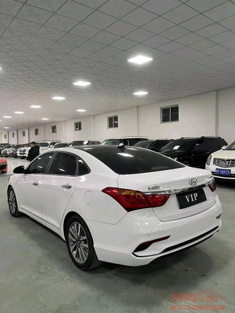 廊坊18年现代名图7