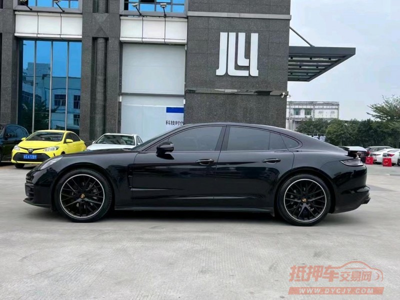 东莞21年保时捷帕拉梅拉4