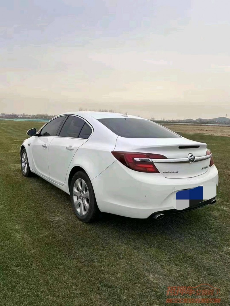 淮南16年别克君威3