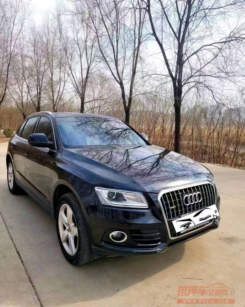 济宁15年奥迪Q58