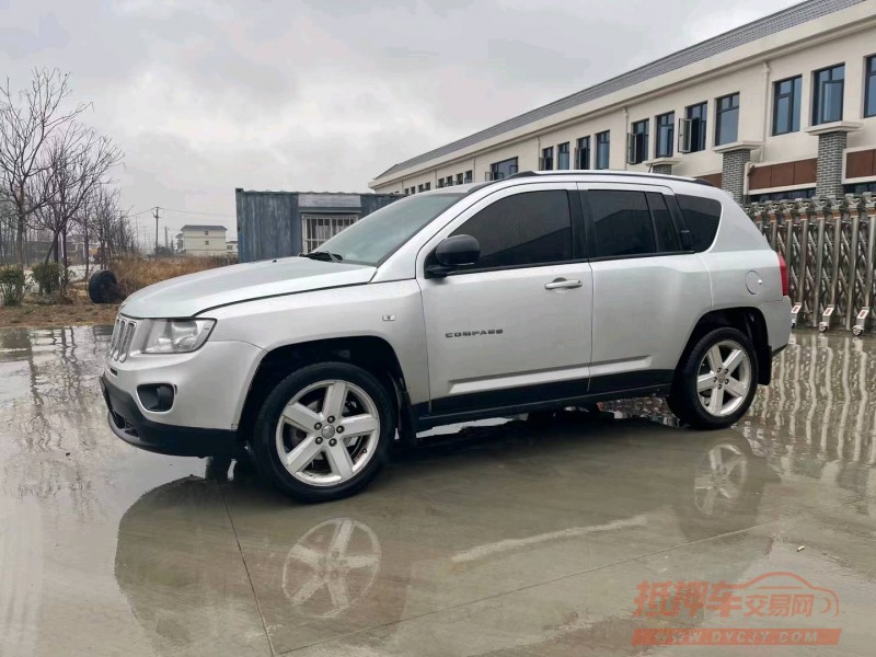 徐州12年Jeep指南者7