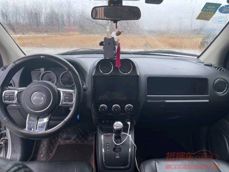 徐州12年Jeep指南者6