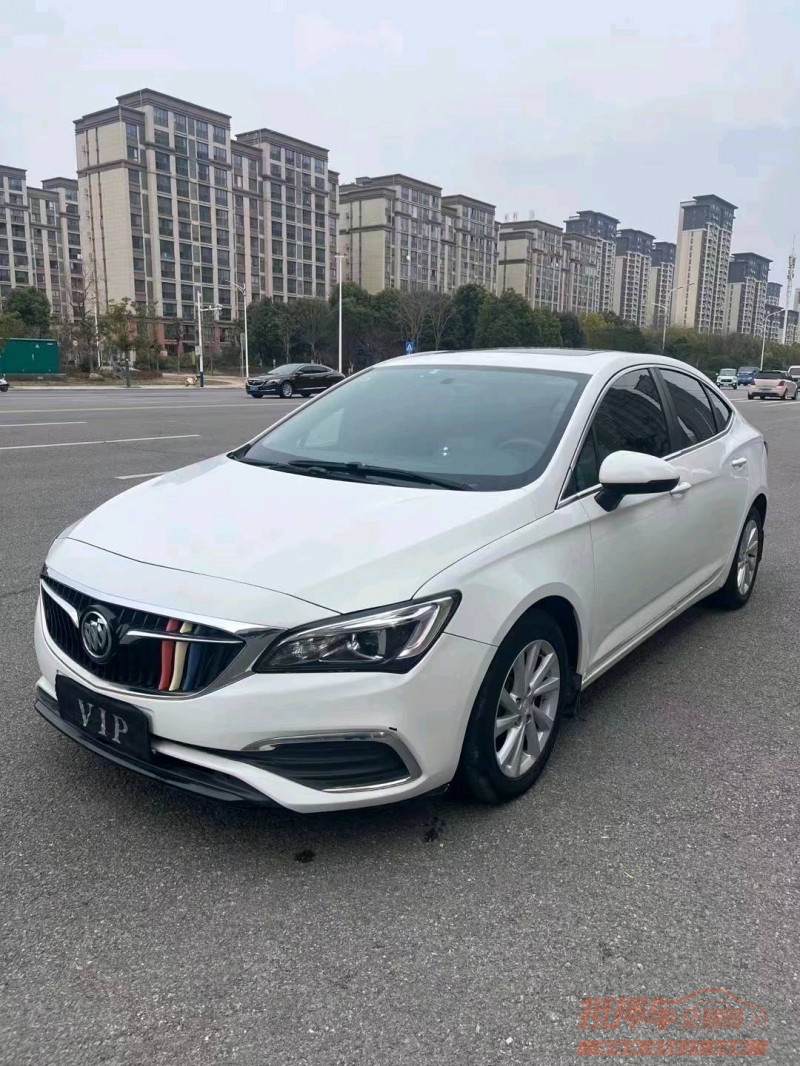 淮南17年别克威朗2