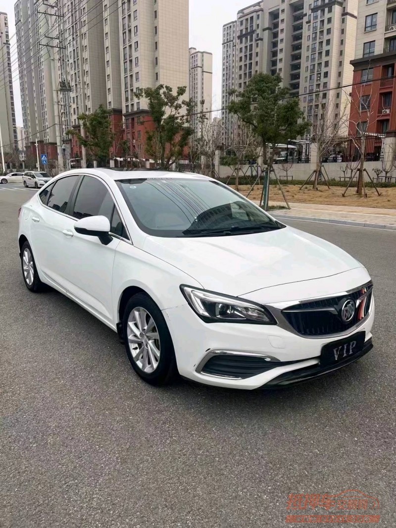 淮南17年别克威朗3