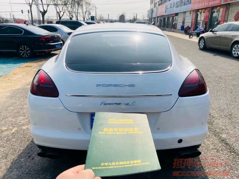 枣庄12年保时捷帕拉梅拉6