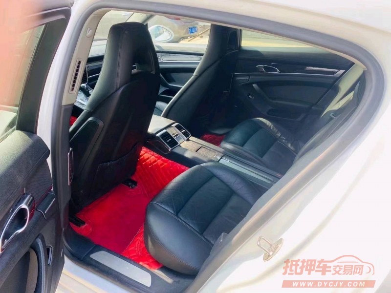 枣庄12年保时捷帕拉梅拉8